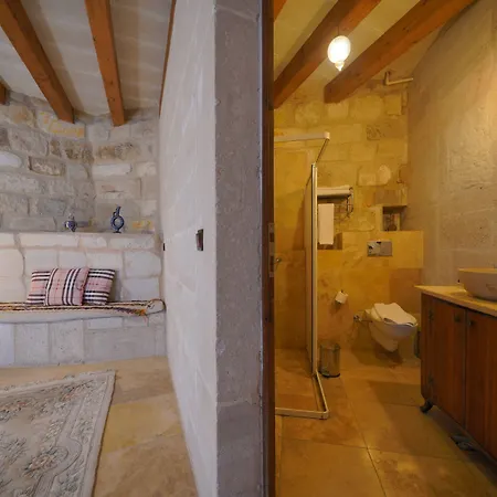 Salkim Cave House Hotel