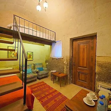 Salkim Cave House 4*