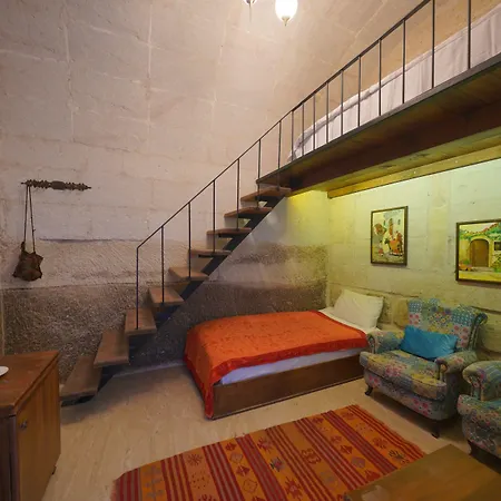 Salkim Cave House