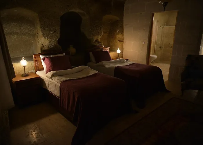 Salkim Cave House Hotel 2*